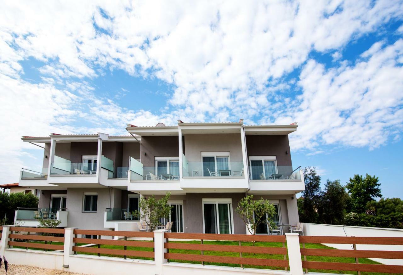 The Papoutsakis Apartments Nikiti  Luaran gambar